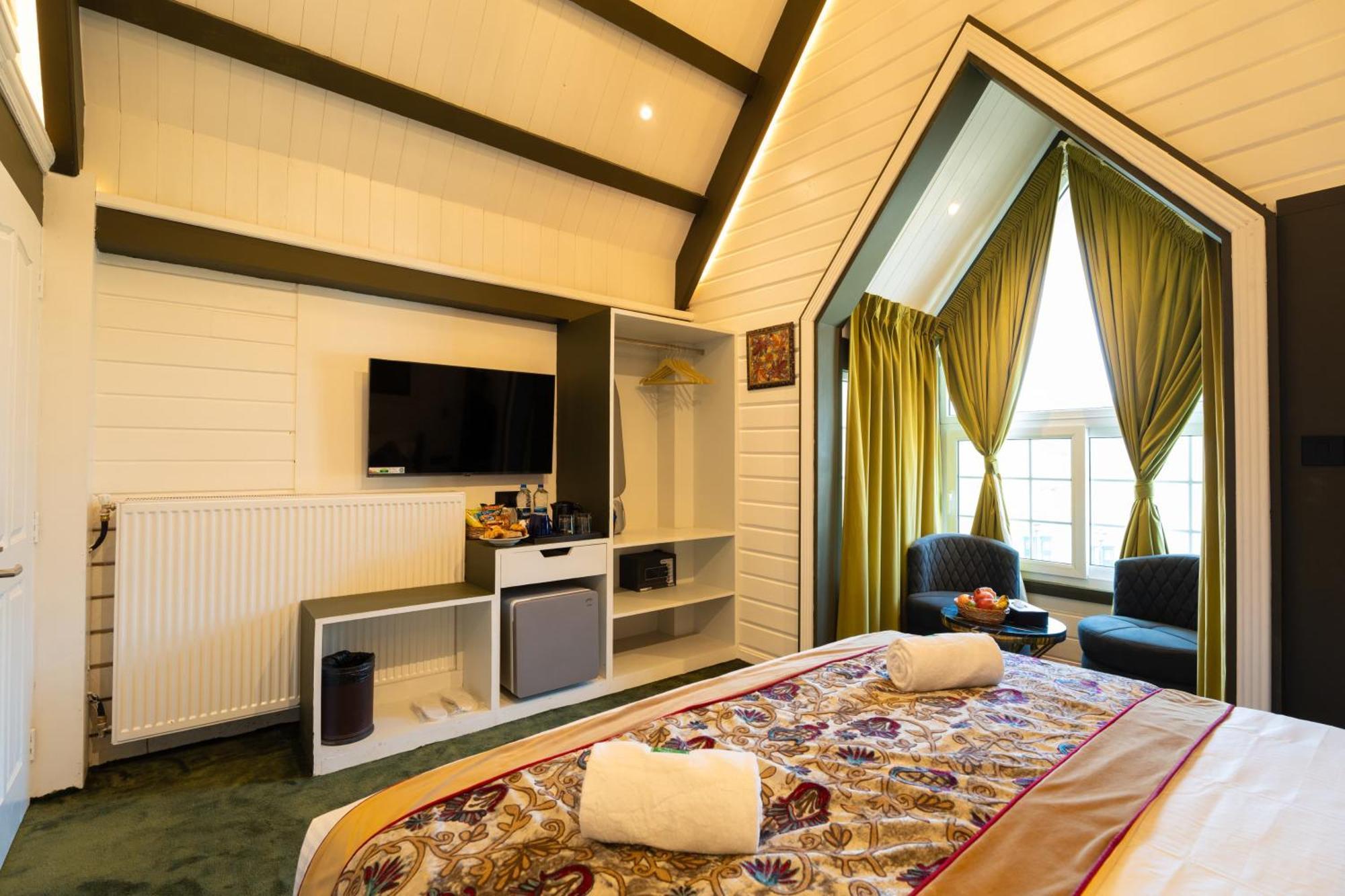 Green Rooms Resort 古尔马尔格 外观 照片